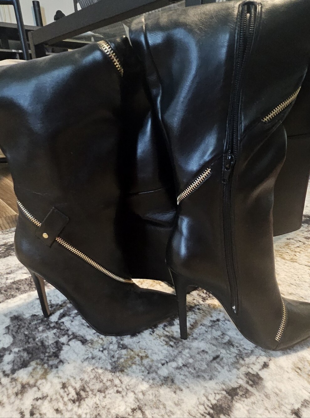 Black Women's Thigh High Heel Zip-Accent Boots